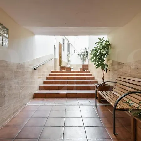 Peaceful With A Private Patio By Rems Malaga