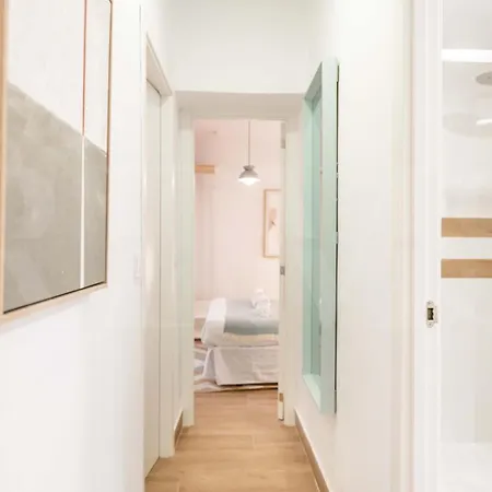 Apartment Peaceful With A Private Patio By Rems Malaga
