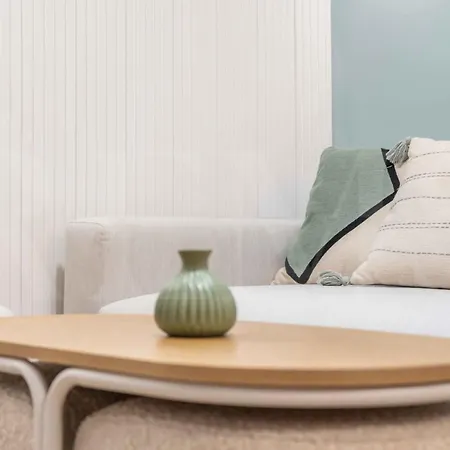Apartment Peaceful With A Private Patio By Rems