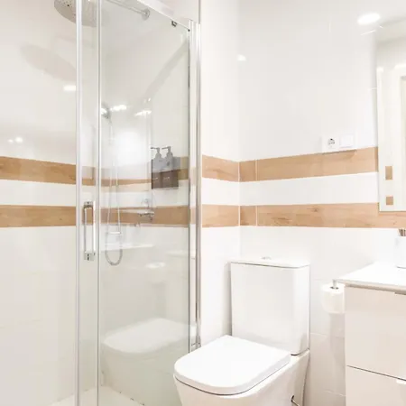 Apartment Peaceful With A Private Patio By Rems Malaga